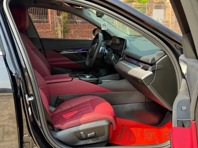 BMW 5 Series — Фото автомобиля 7