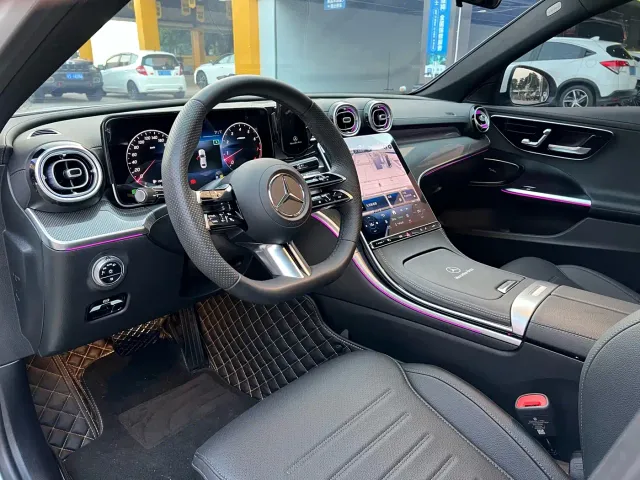 Mercedes-Benz C-Class — Фото автомобиля 4