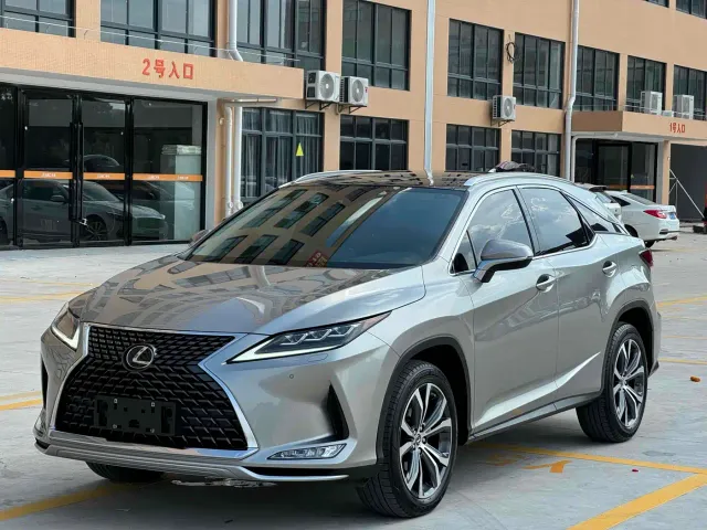 Lexus RX — Фото автомобиля 3