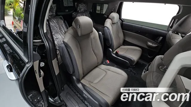 Kia Carnival 4th Gen — Фото автомобиля 17