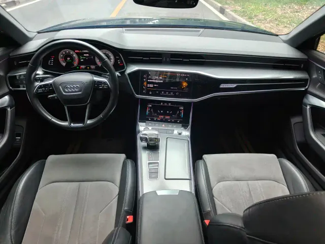 Audi A6L — Фото автомобиля 9