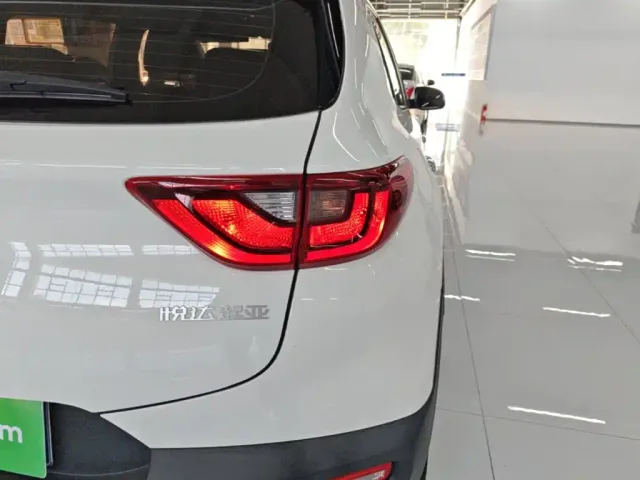 Kia KX1 — Фото автомобиля 7