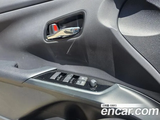 Toyota Prius — Фото автомобиля 13