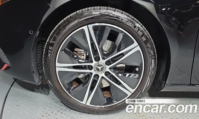 Mercedes-Benz A-Class W177 — Фото автомобиля 5