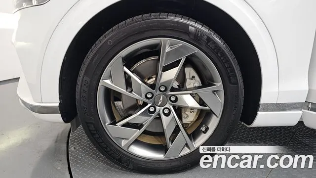 Genesis GV70 Electrified GV70 — Фото автомобиля 5