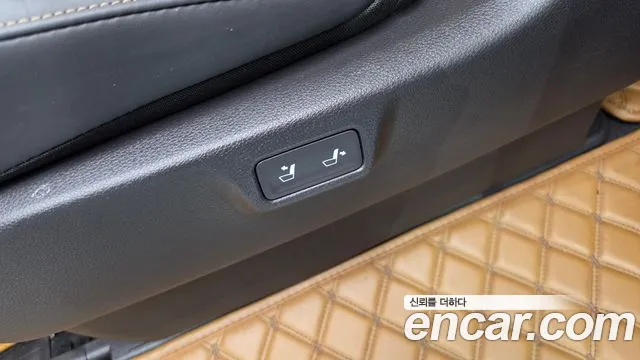 Kia Carnival Generation 4 — Фото автомобиля 19
