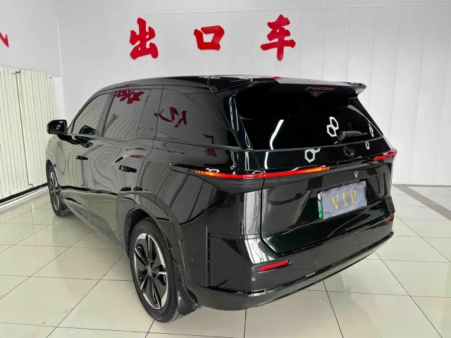 Toyota BoZhi 3X — Фото автомобиля 6
