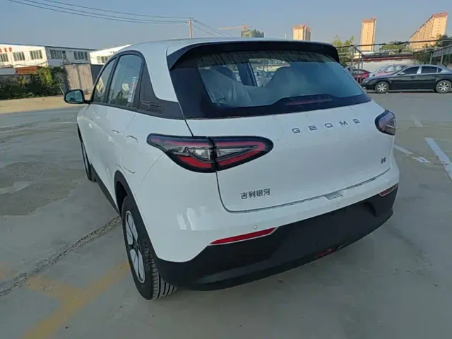 Geely Starry Wish — Фото автомобиля 4