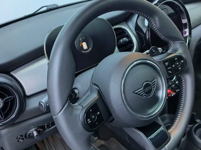MINI Hatch — Фото автомобиля 14