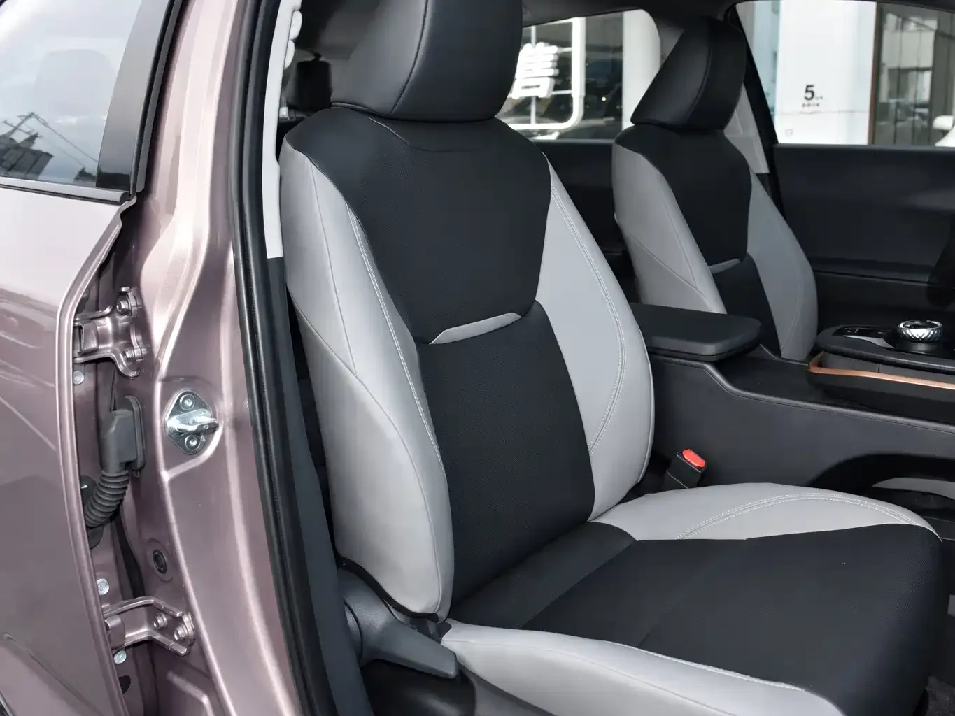 Toyota Toyota bZ3 2023 616km Long Range Premium — Фото автомобиля 13