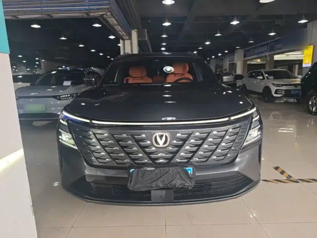 Changan CS75 Plus — Фото автомобиля 2