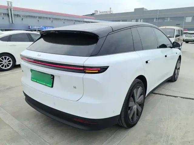 Li Auto i6 — Фото автомобиля 6