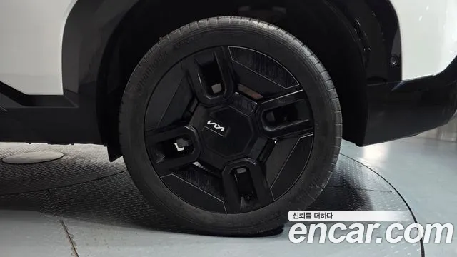 Kia EV9 — Фото автомобиля 6