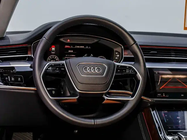 Audi A8 — Фото автомобиля 19
