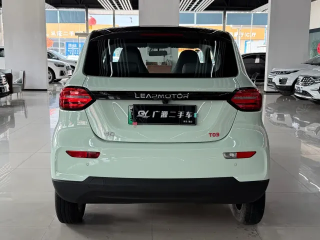 Leapmotor T03 — Фото автомобиля 5