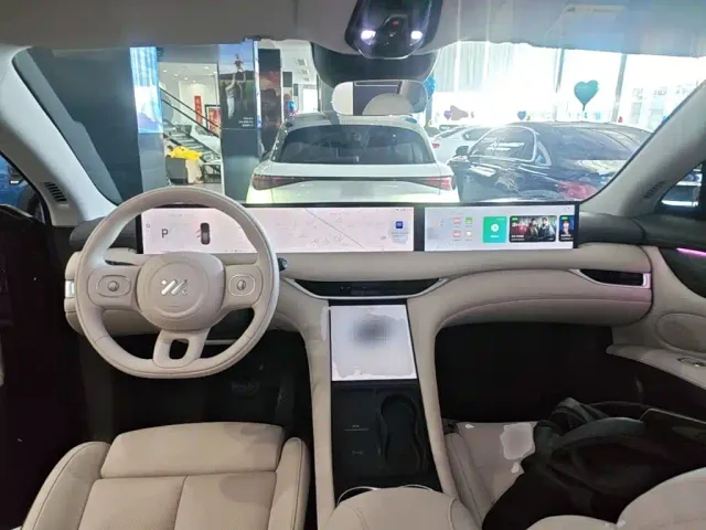 IM Motors LS6 — Фото автомобиля 5