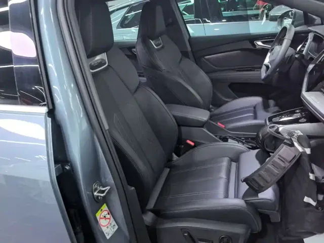 Audi Q4 e-tron — Фото автомобиля 24