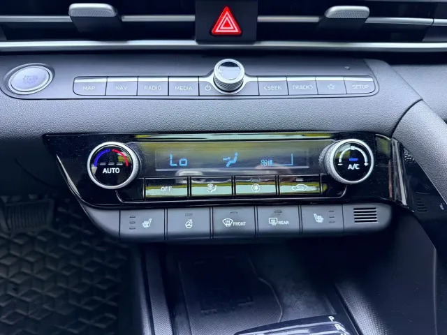 Hyundai Elantra — Фото автомобиля 17