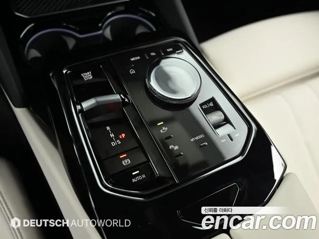 BMW 5-Series — Фото автомобиля 9