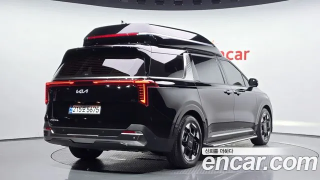 Kia Canival Новый Carnival 4 поколение Бензин 7 мест Hi-Limousine — Фото автомобиля 2
