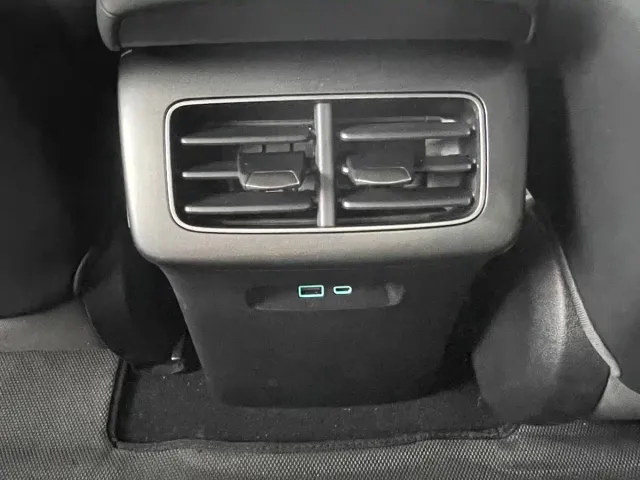 BYD Seal 06 — Фото автомобиля 10