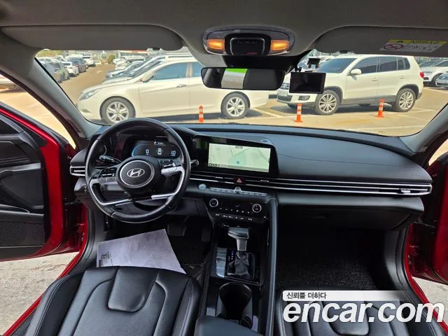 Hyundai AVANTE Новый Avante (CN7) — Фото автомобиля 9