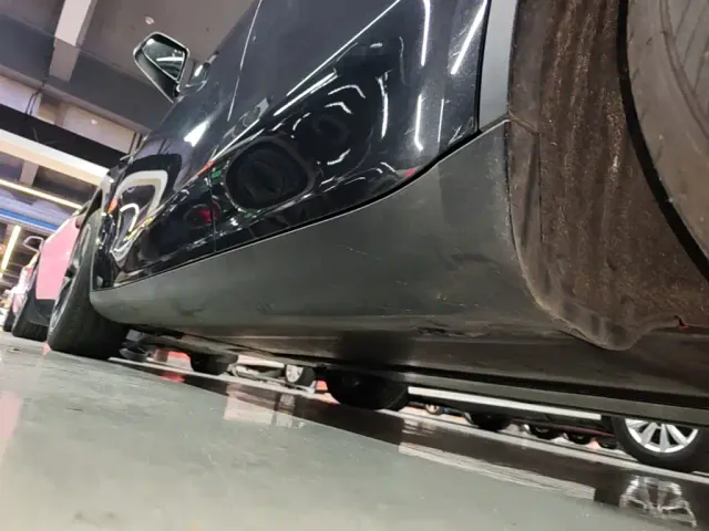 Tesla Model Y — Фото автомобиля 21
