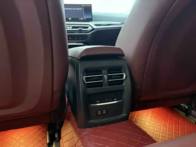 BMW BMW i3 2022 eDrive 35 L — Фото автомобиля 27