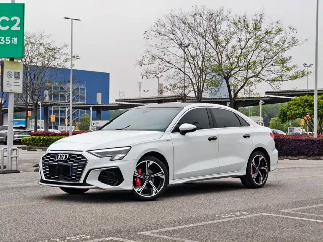 Фотография автомобиля — Audi A3