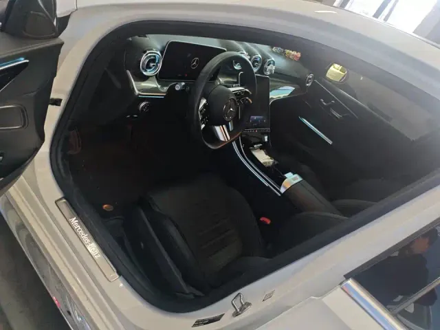 Mercedes-Benz C-Class — Фото автомобиля 5