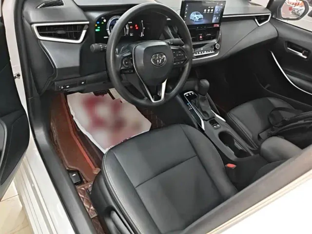 Toyota Corolla — Фото автомобиля 9