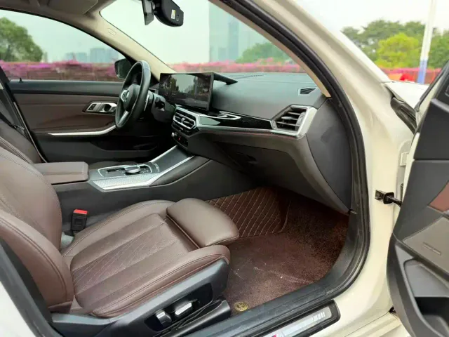 BMW 3 Series — Фото автомобиля 4