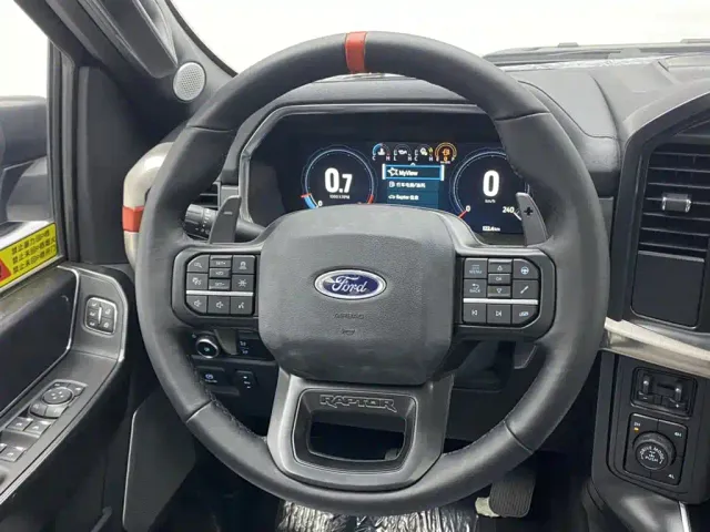 Ford F-150 Raptor — Фото автомобиля 14