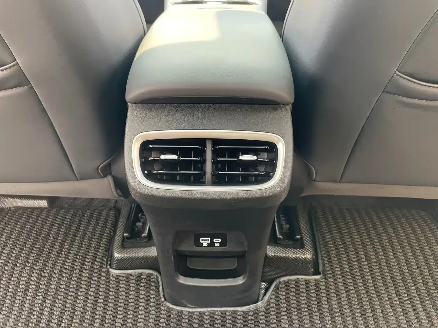 BYD Sealion 06 New Energy 2025 EV 605 Pilot Pro Edition — Фото автомобиля 16