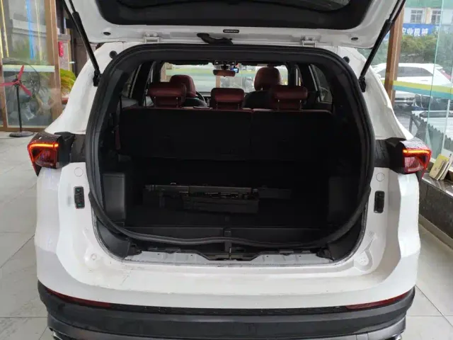 Jetour X70 Plus — Фото автомобиля 4