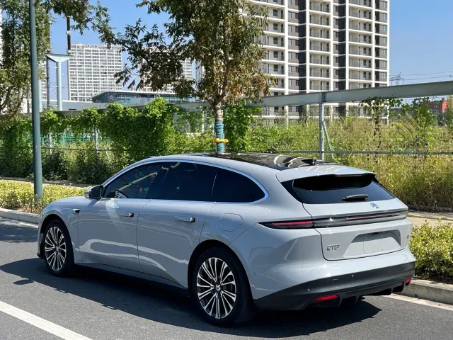 Nio ET5 Touring — Фото автомобиля 11