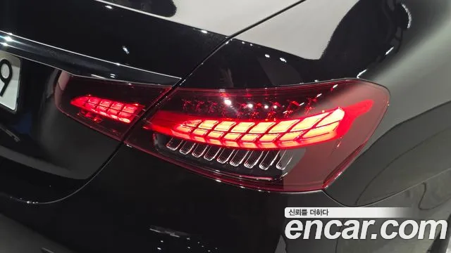 Mercedes-Benz E-Class W213 — Фото автомобиля 8