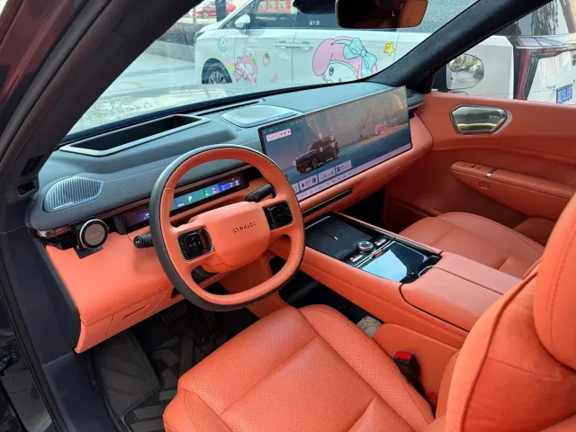 Lynk & Co 900 — Фото автомобиля 7