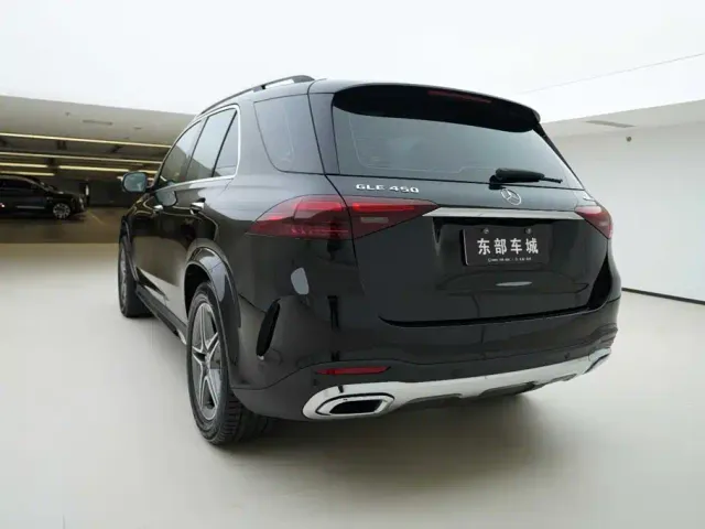 Mercedes-Benz GLE-Class — Фото автомобиля 4