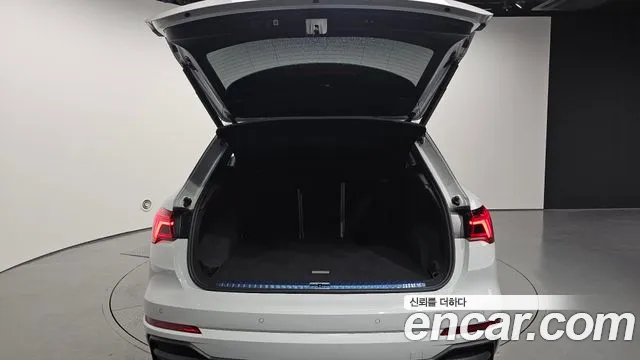 Audi Q3 35 TDI Premium — Фото автомобиля 19