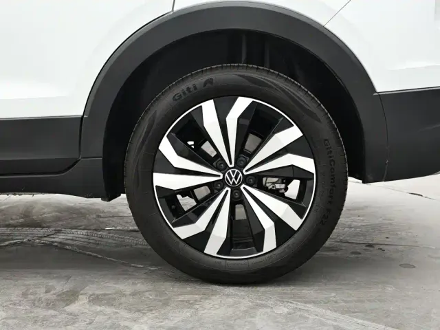 Volkswagen Tharu — Фото автомобиля 9