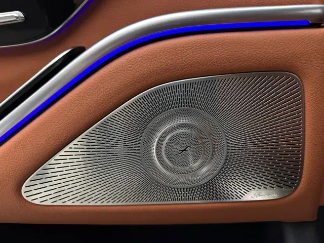 Mercedes-Benz S-Class — Фото автомобиля 17