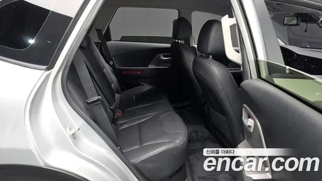 Kia Niro — Фото автомобиля 17