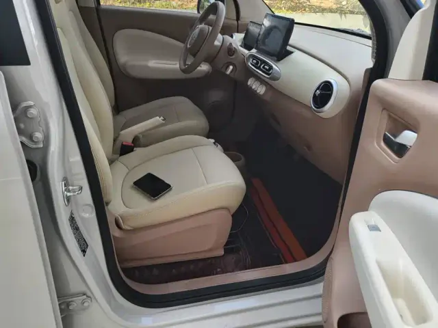 Wuling Hongguang Mini EV — Фото автомобиля 8
