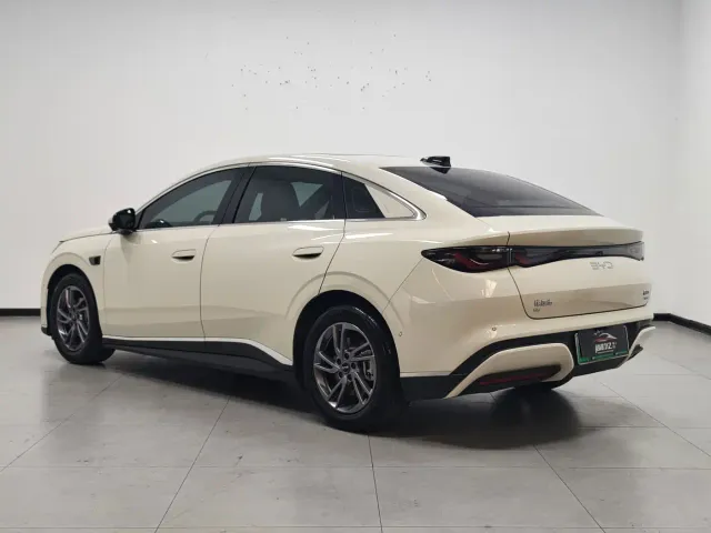 BYD Seal 06 — Фото автомобиля 8
