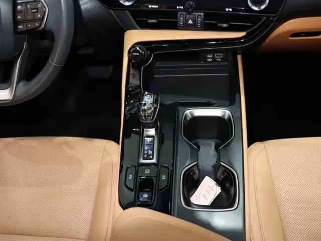 Lexus NX — Фото автомобиля 14
