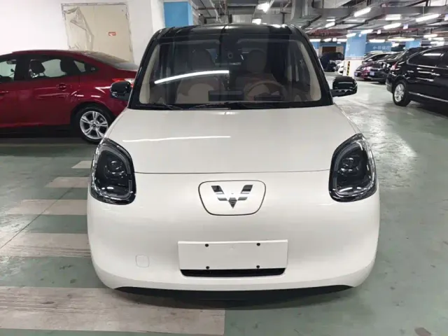 Wuling Hongguang Mini EV — Фото автомобиля 2