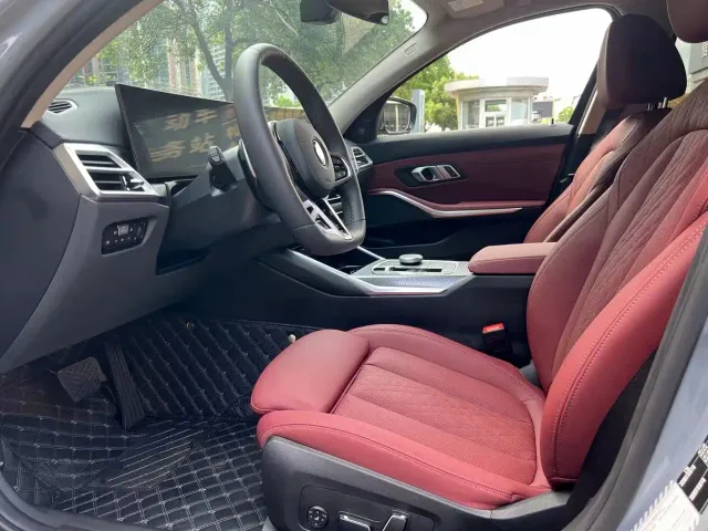 BMW 3 Series — Фото автомобиля 7
