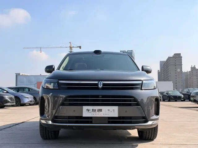 Aito M7 — Фото автомобиля 2