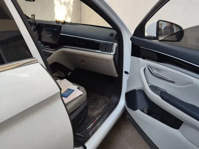 BYD Song PLUS — Фото автомобиля 19